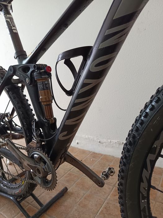 Canyon Lux CF full xtr e Fox Kashima