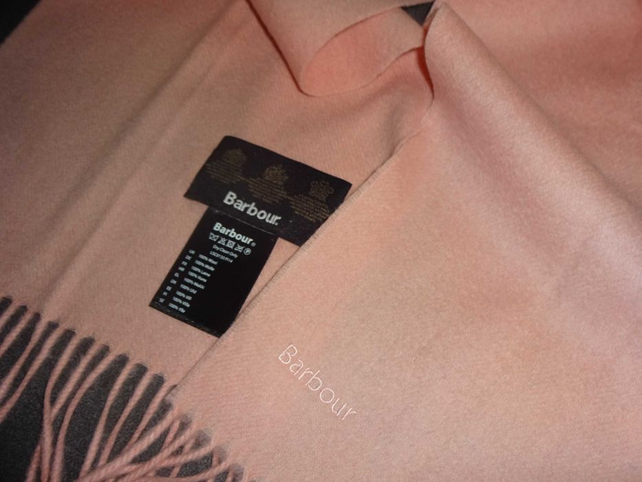 BARBOUR 100% Wool oryg wełniany delikatny jasno różowy szalik jak nowy