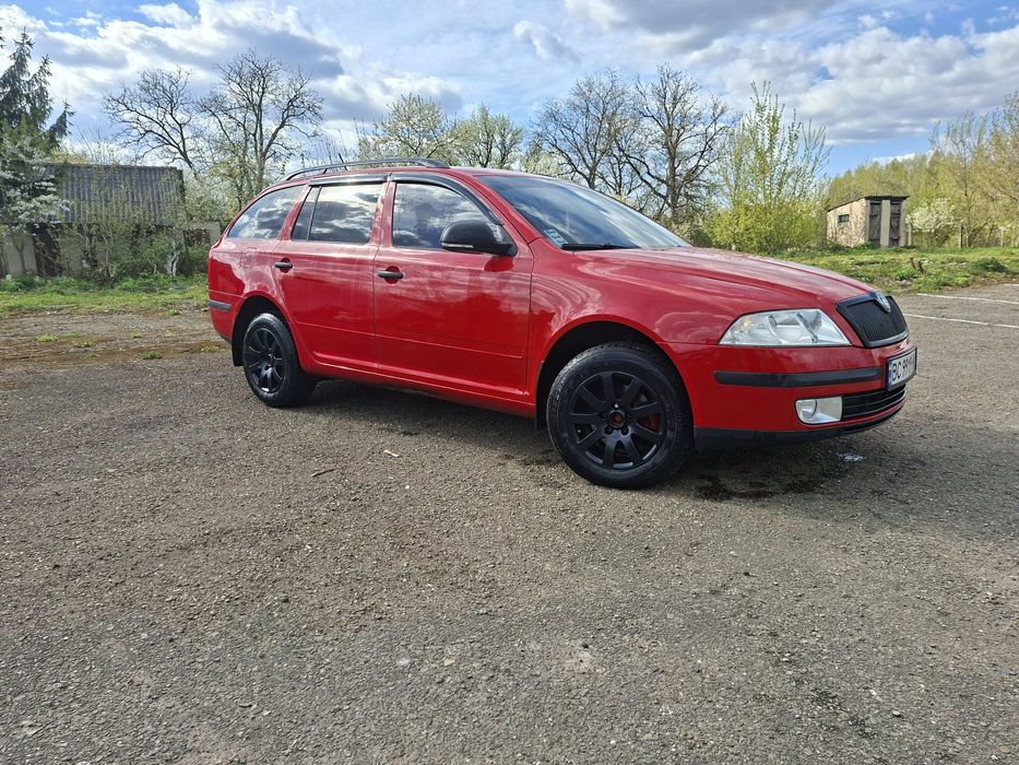 Продам шкода октавія а5 1.6 2012рік