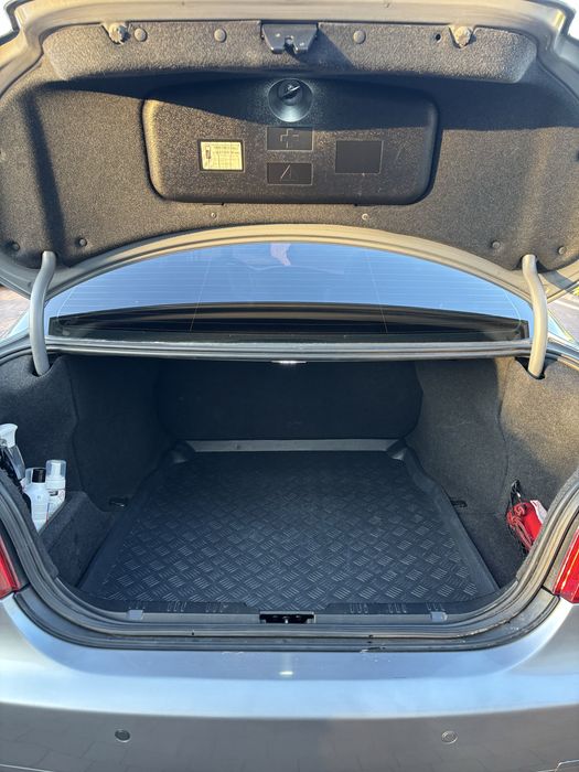 BMW SERII 5 E60 530D