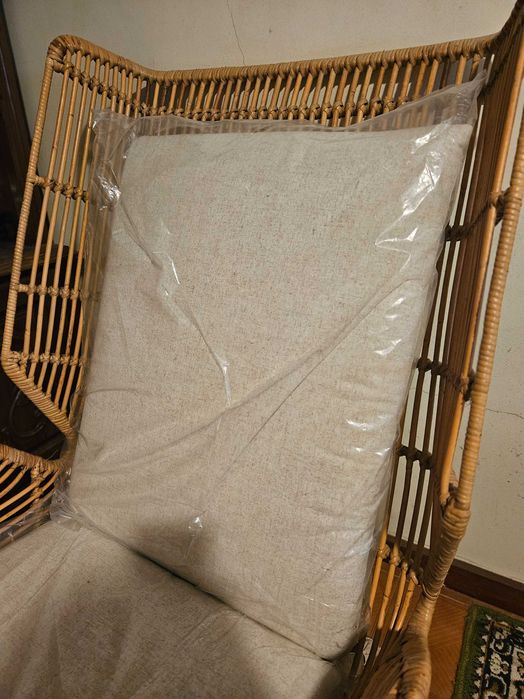 Cadeirão em kubu, Malu. NOVO.