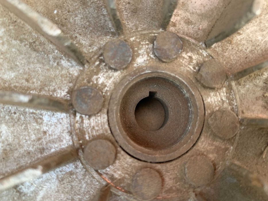 Магнит  Дружба Б/У (Бензопила )