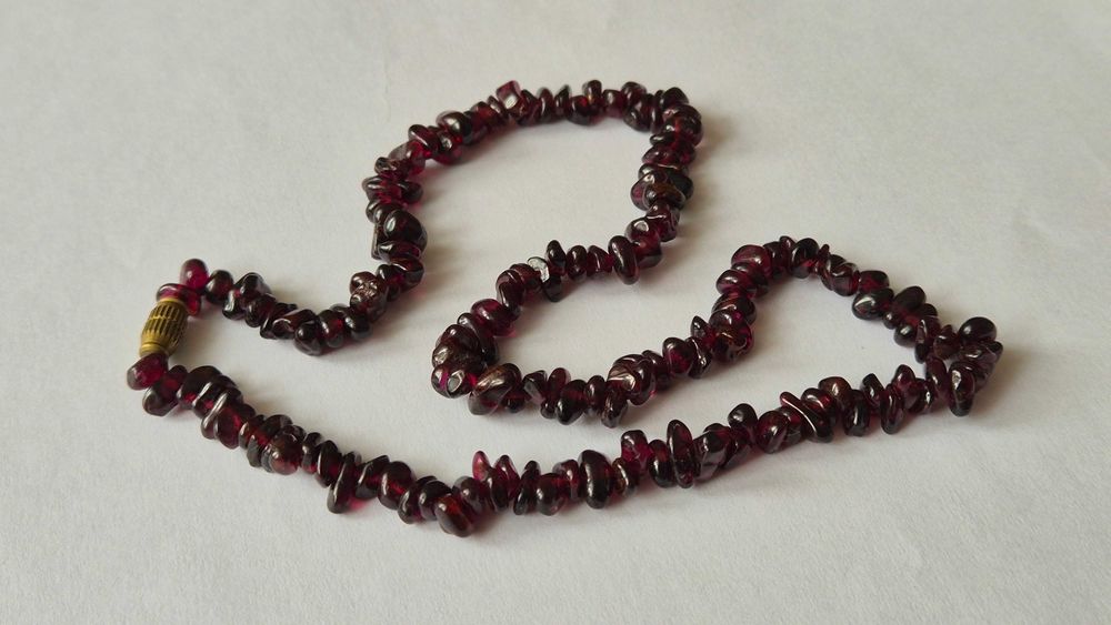 Naszyjnik i bransoletka z granatów