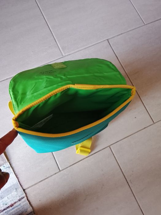 Mochila criança como nova