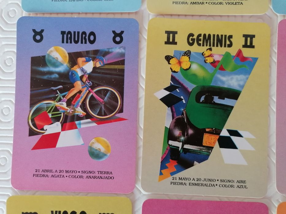 Série completa de 12 calendários de 2006 dos signos do Zodíaco