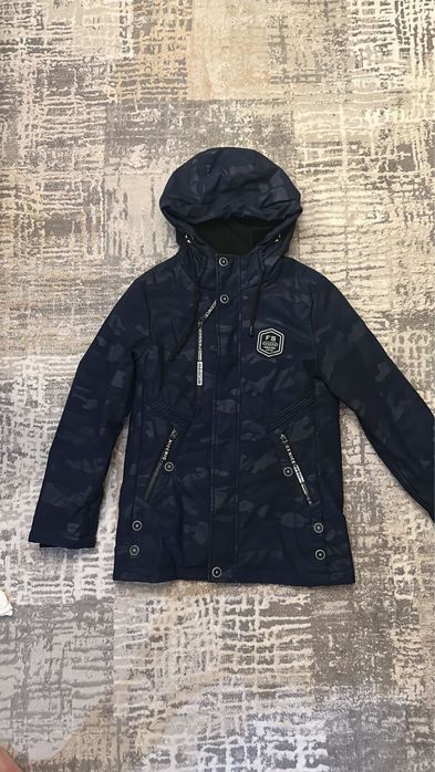 Продам курточку на мальчика