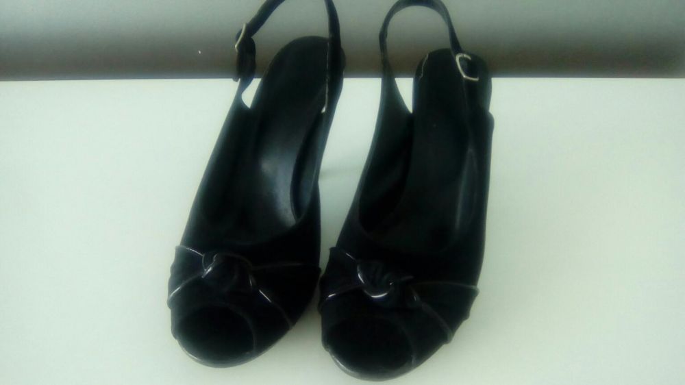 Buty szpilki czarne rozmiar 39 odkryte palce