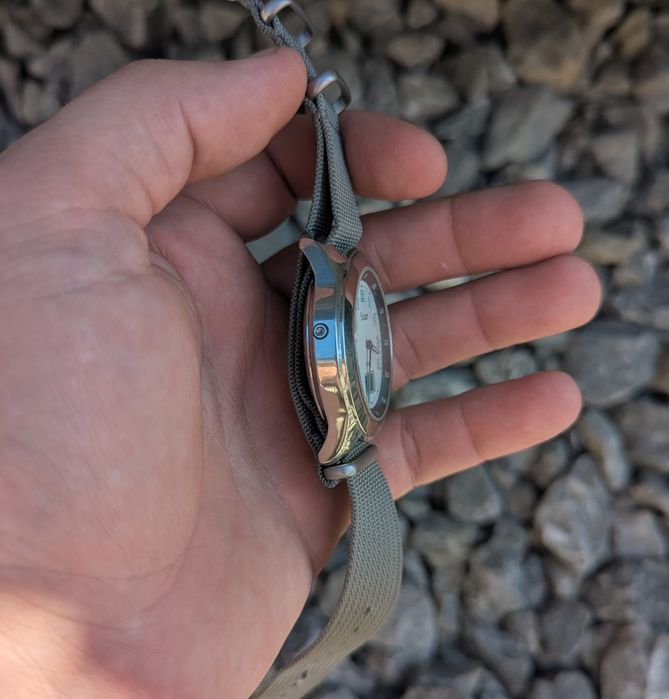 Чоловічий годинник Stauer Atomic Watch