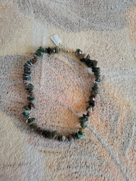 Натуральний камінь буси різні на вибір дуже гарні