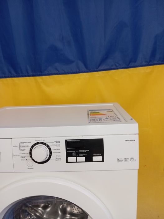 Стиральная машина Haier HW60-1211N