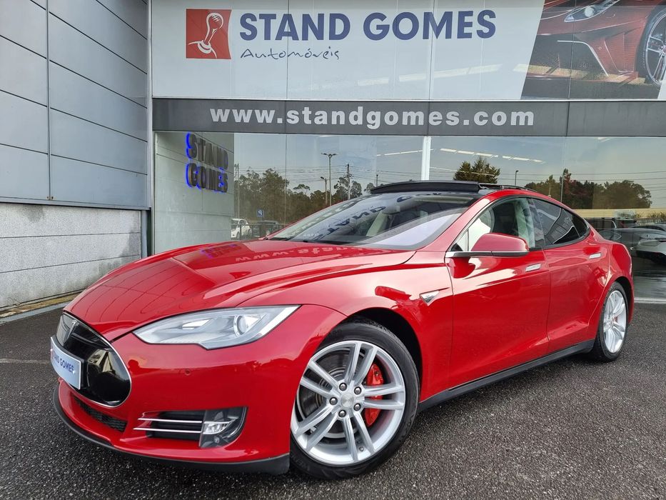 Tesla Model S 85 Perfomance