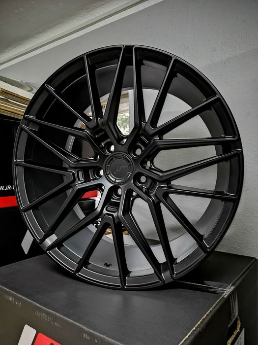 Felgi JR-Wheels Japan Racing JR38 19