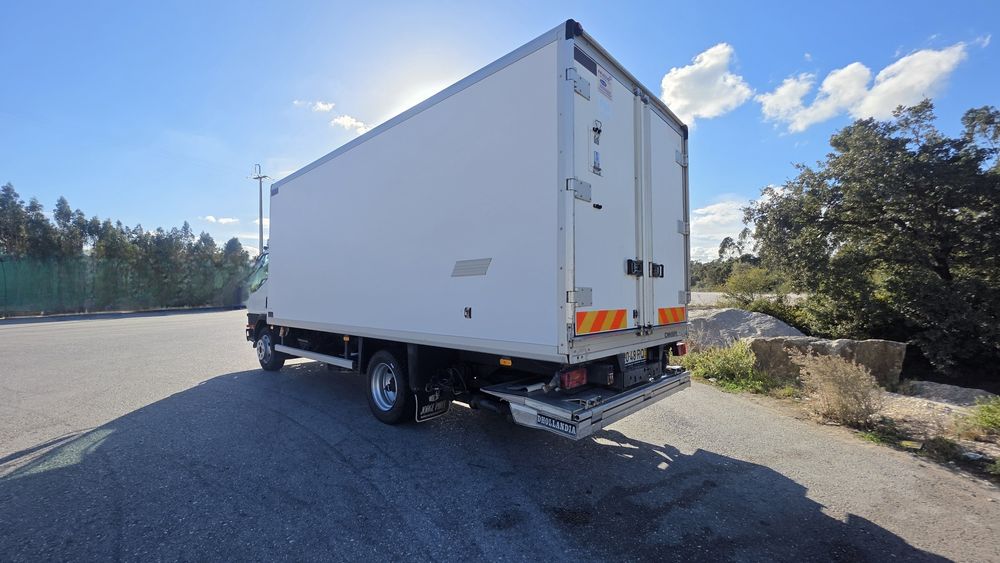 Mitsubishi Canter HD Frigorifica Plataforma Rectratil