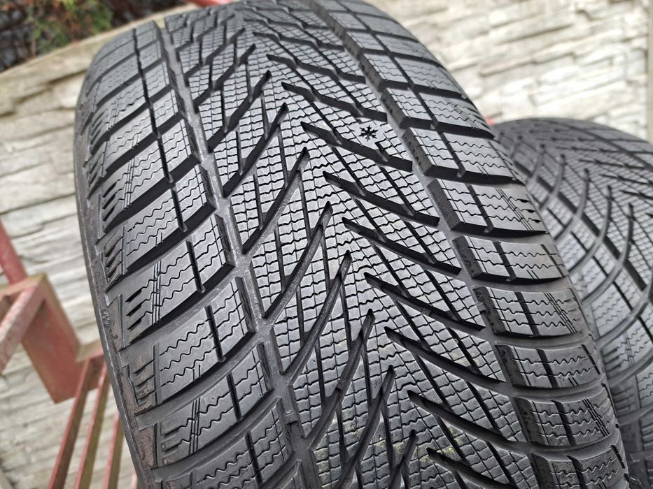 Opony zimowe 225/50 R17 Goodyer Montaż i wyważanie gratis!