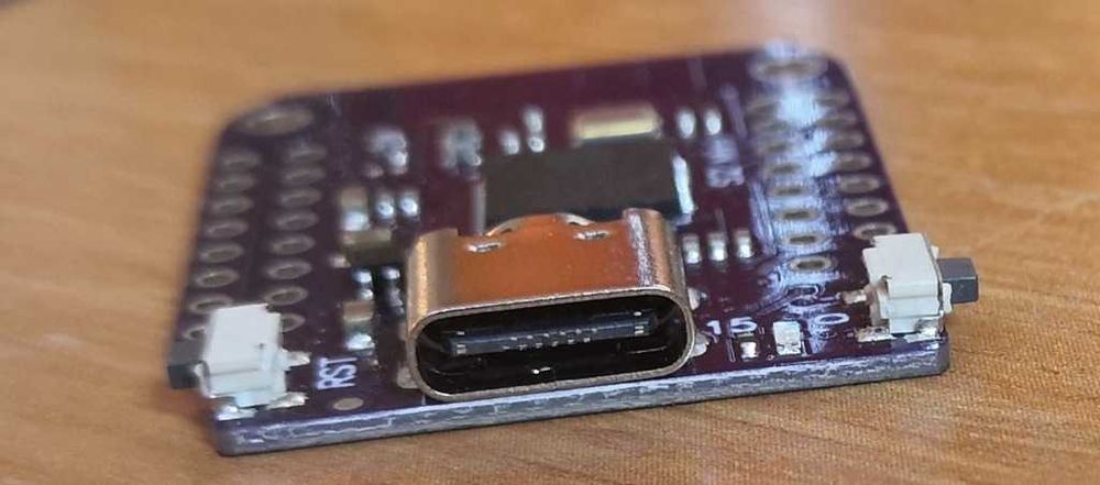 Esp32 S2 mini 27pin 4MB Flash 2MB PSRAM Arduino MicroPython NodeMCU