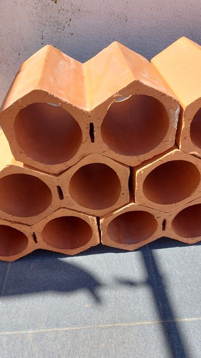 Garrafeira em tijolo