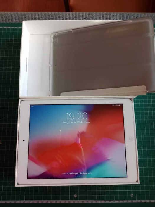 Ipad Air 16gb Wi-fi – A1474 – Space Silver - Funcional