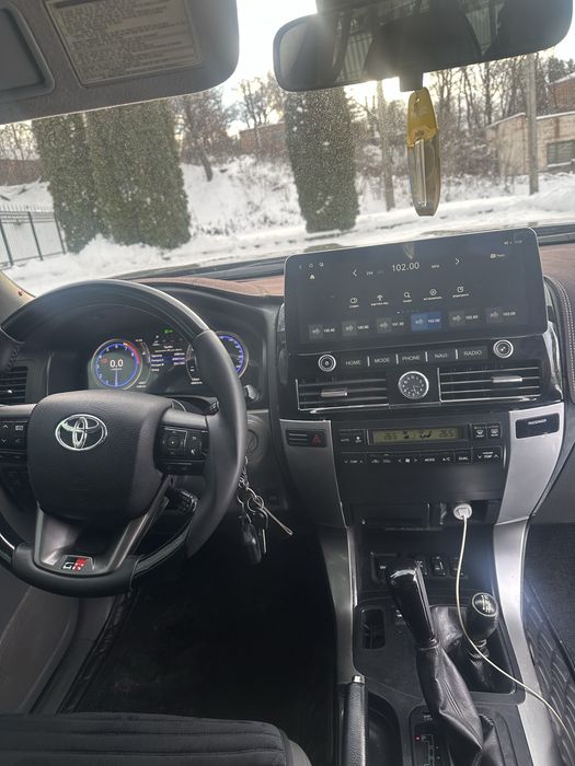 Toyota  LC Prado 120 vs 150