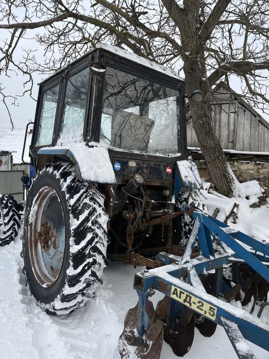 Продам трактор мтз