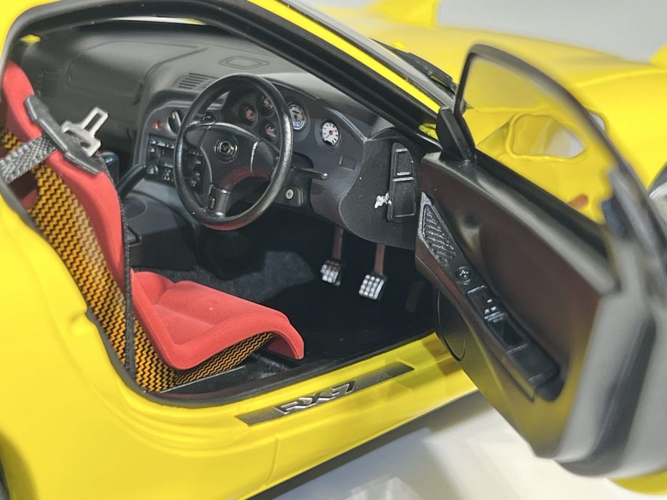 Mazda RX-7 Polar Master 1/18