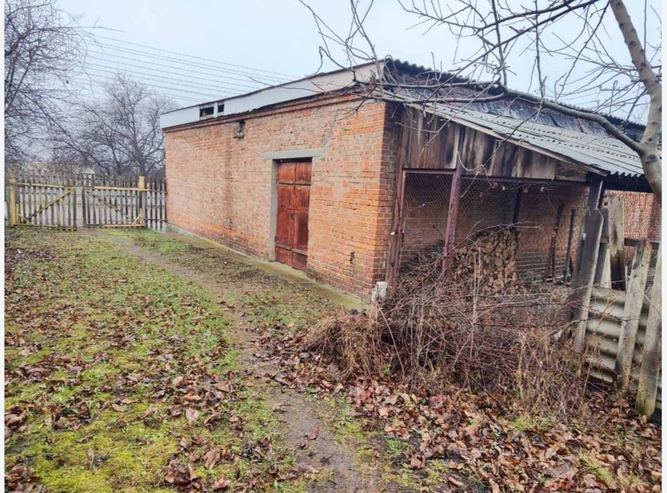 Продам торгове приміщення