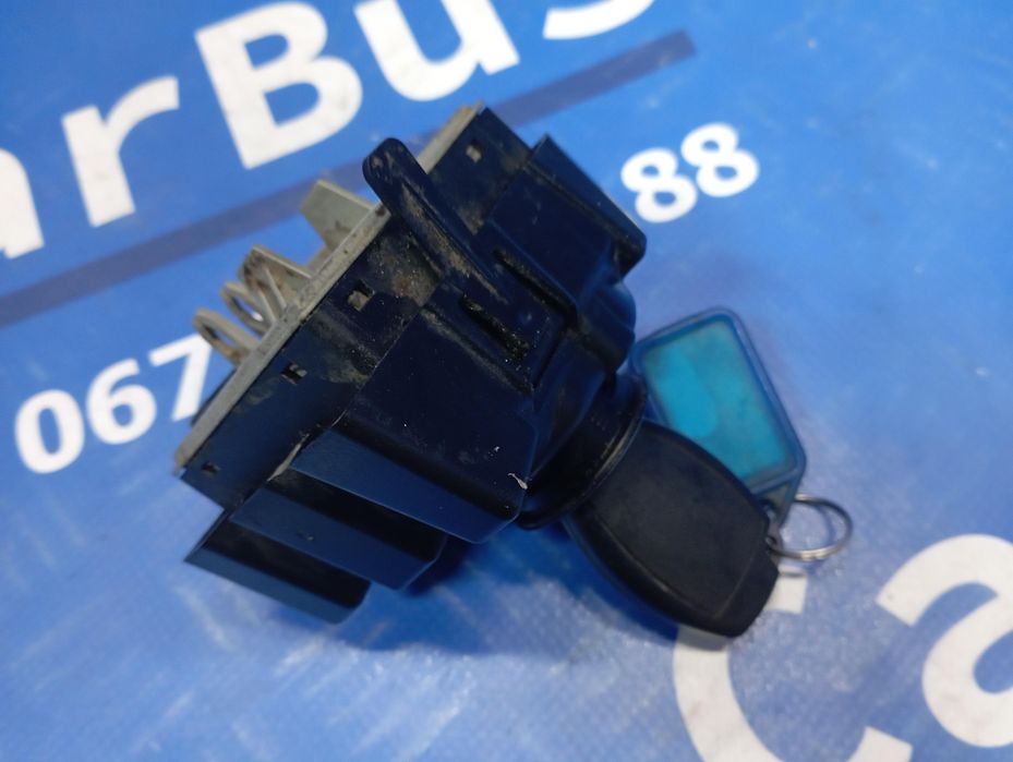 Замок запалювання Vito W447 Замок зажигания Vito W447