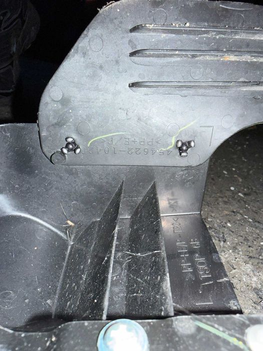 Toyota land cruiser progi stopnie