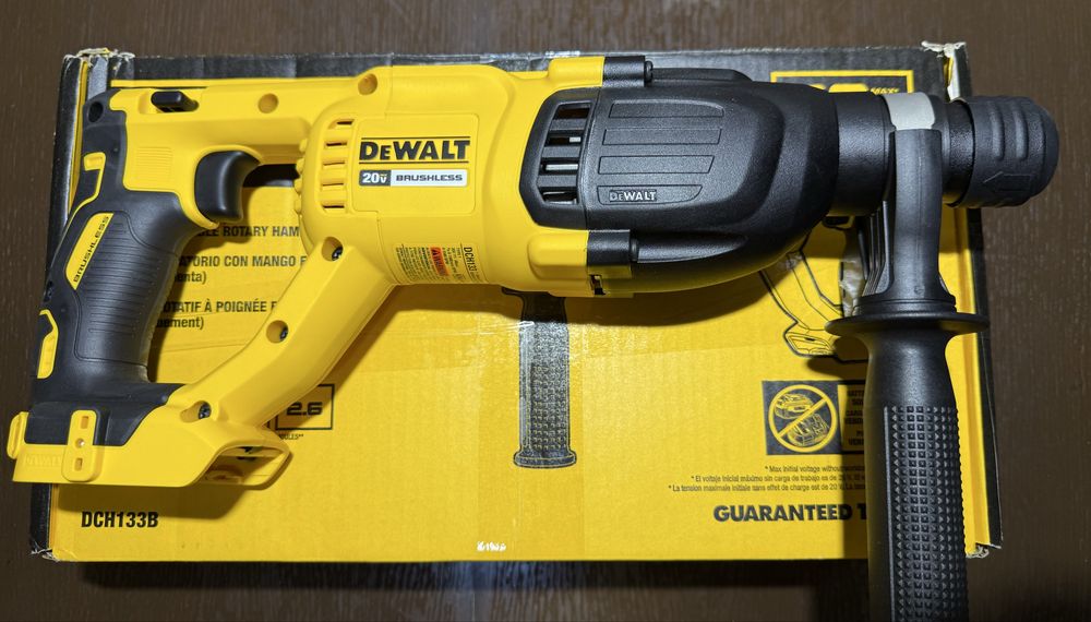 DeWalt DCH133 перфоратор оригінал з США !!