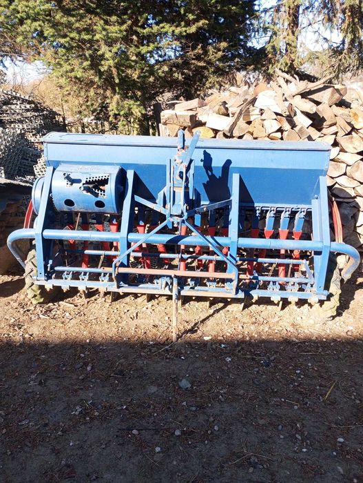 Sprzedam   siewnik do zboża w zestawie z agregatem 1,8 m