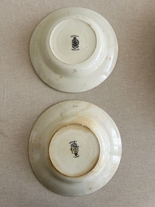 Dois pratos Cavalinho Sacavém