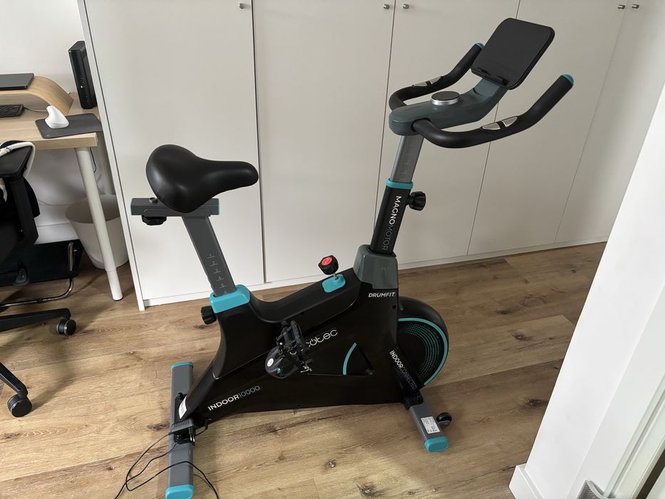 Bicicleta indoor Cecotec como nova