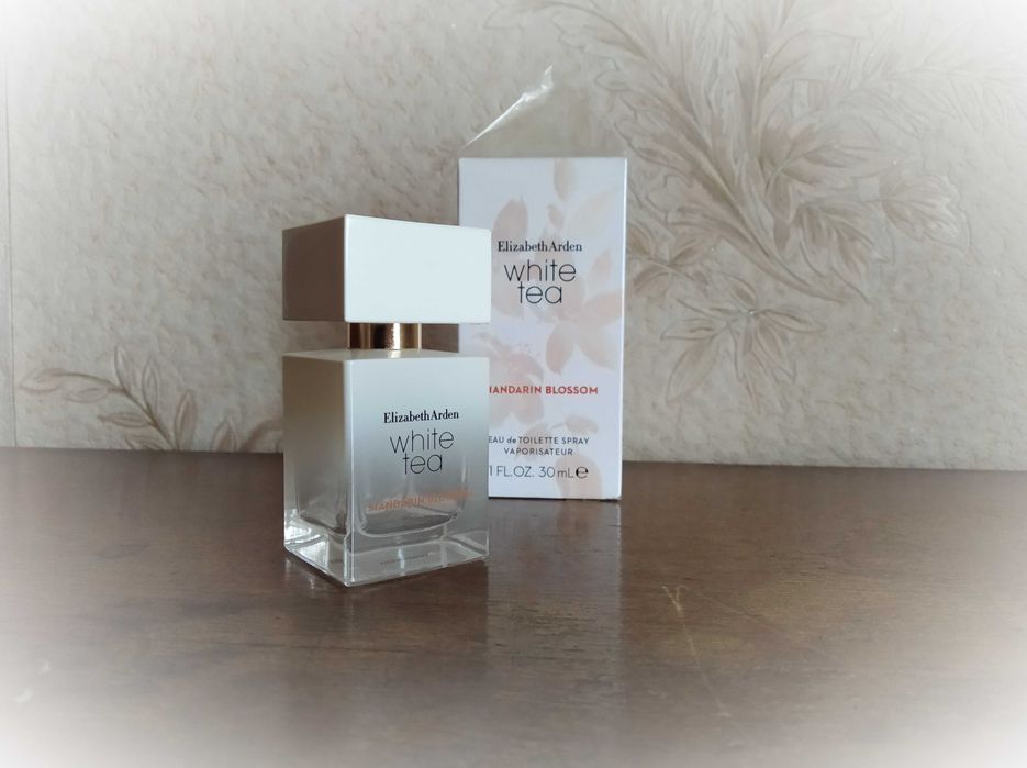 Флакон одноразовий, 30 мл від Вайт ті Мандарін блосом Elizabeth Arden