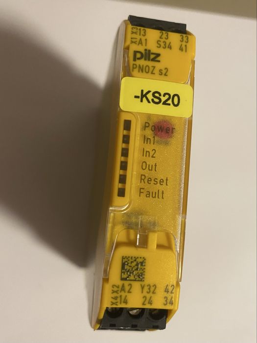 Реле безопасности PNOZ s2 24VDC 3 n/o n 1/c 750102