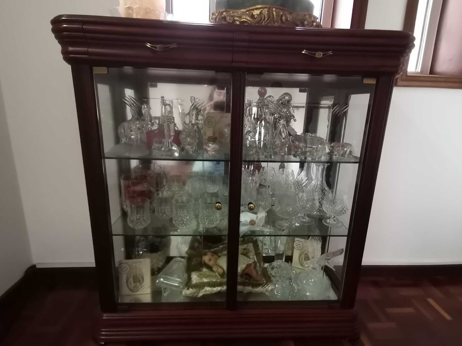 Vitrine/ cristaleira