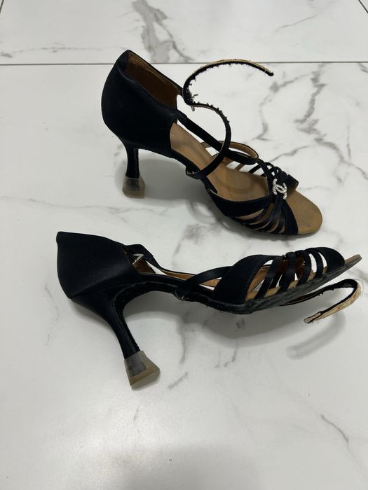 Продам туфлі латина ECKSE