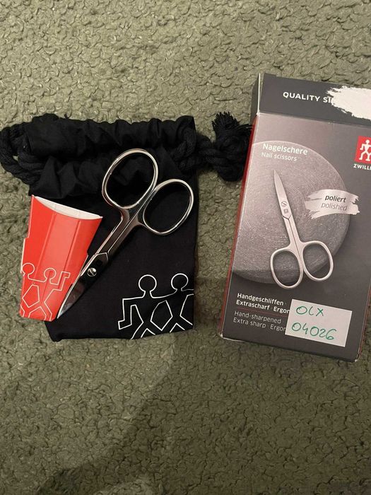 Zwilling Nagelschere - nożyczki do skórek paznokci 04026