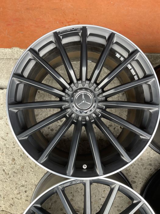 Диски Мерседес AMG. R20  Різноширокі