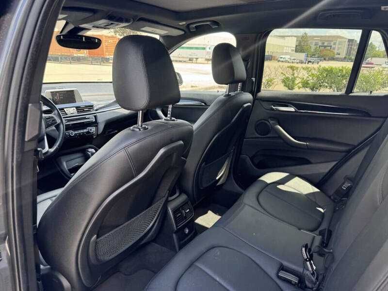 2017 BMW X1  2.0
