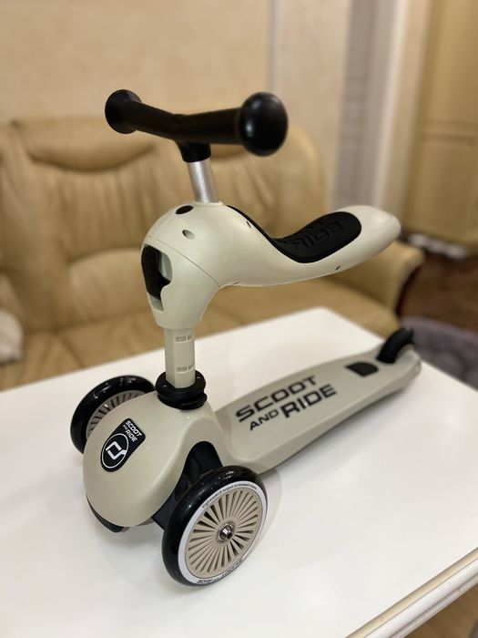 Самокат біговел Scoot and ride сірий