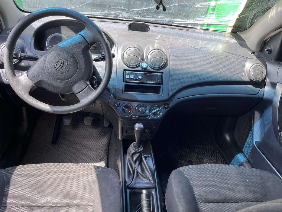 Продам автомобіль VIDA