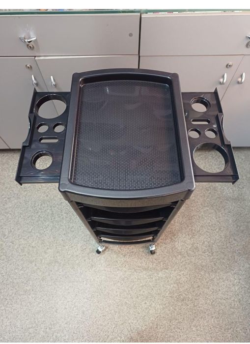 Професійний візок для перукаря Х-15 на колесах. 
Професійний візок для