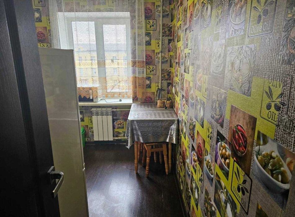 ПРОДАЮ гарна 2к квартира ПР.СЛОБОЖАНСЬКИЙ Калинова ТЦ Млин ГАЗ!