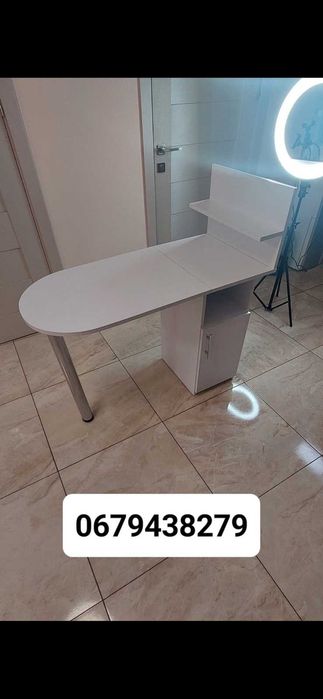 Стіл манікюрний стіл для манікюру. В наявності.