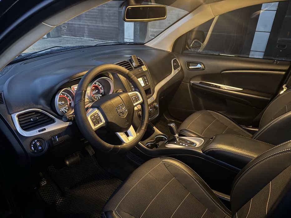 Автомобіль Dodge Journey 2018 3.6