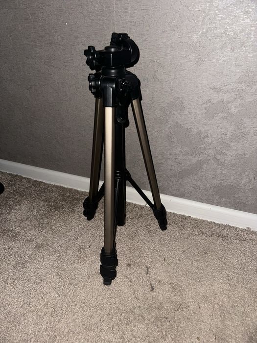 Штатив Hama star 62 | Новий повністю | 64-160см |бежевий