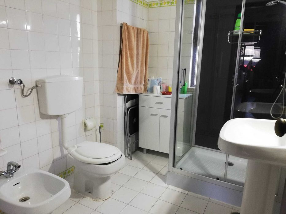 Arrenda-se Quarto Individual em Setúbal (Vale do Cobro)