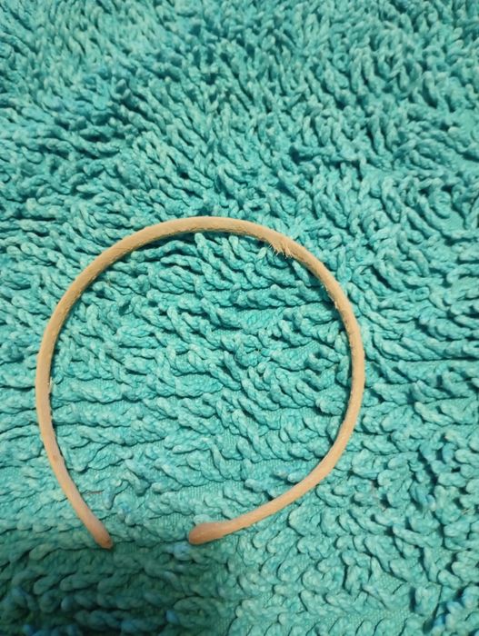 Bandolete fina revestida de tecido