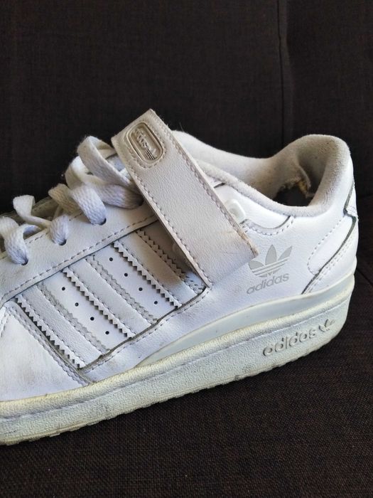 ADIDAS. Buty damskie.