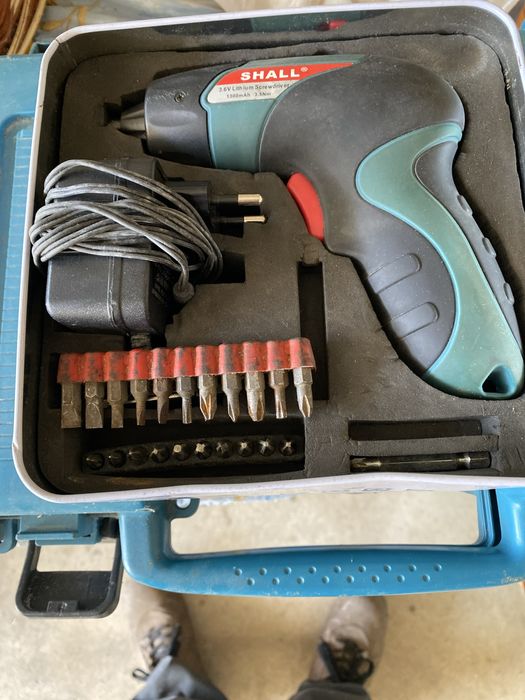 Aparafusadora e multi funções