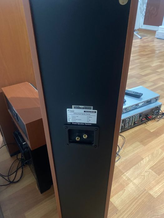 Yamaha HTR-5930 oraz kolumny i piloty